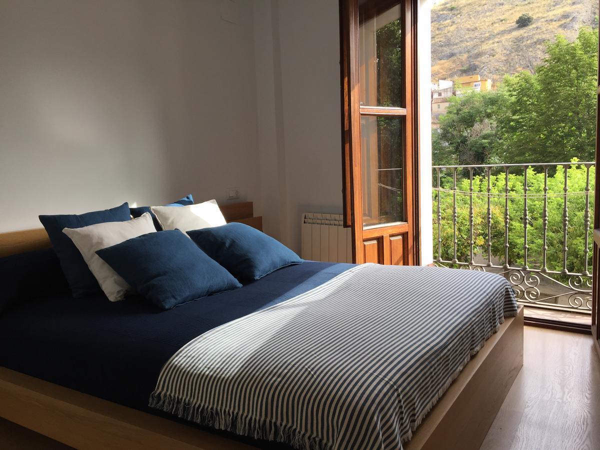 Apartamentos Viejo Continente Cuenca  Exteriér fotografie